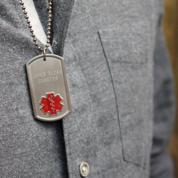 dog tag medical id with red medical symbol on titanium bead chain, hypoallergenic medical id jewelry, lightweight and durable
