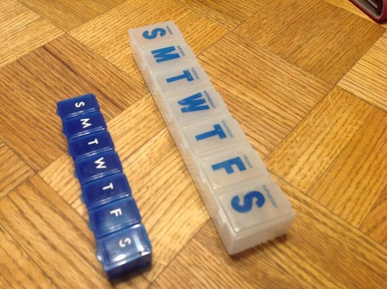 Pill organizer