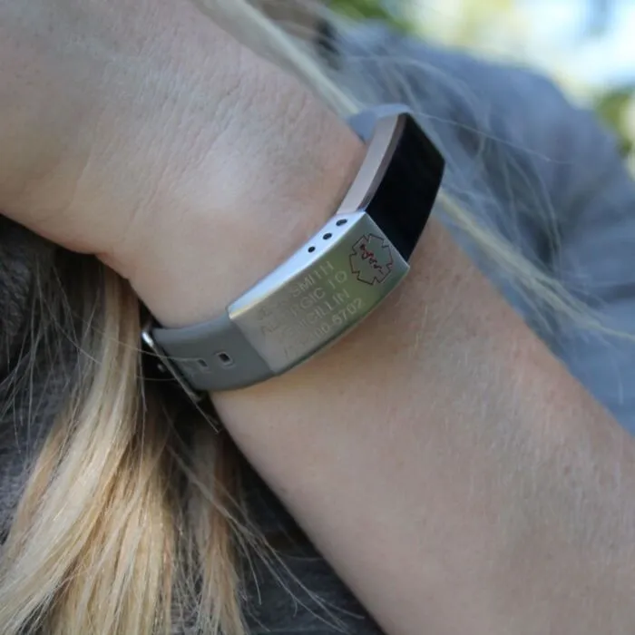 Medical id new arrivals tag for fitbit
